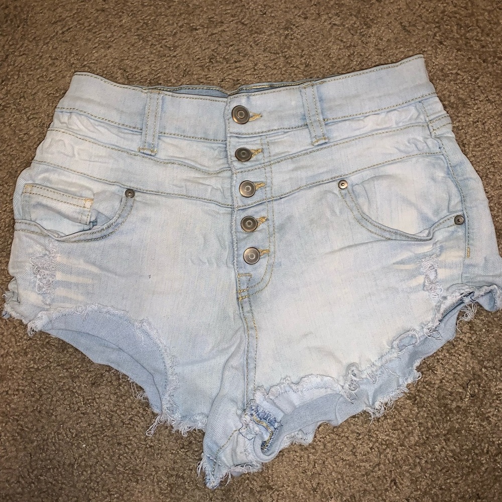 High waisted Booty shorts
